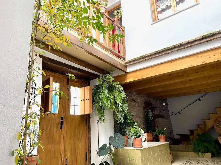 Apartamento En Casa Patio 