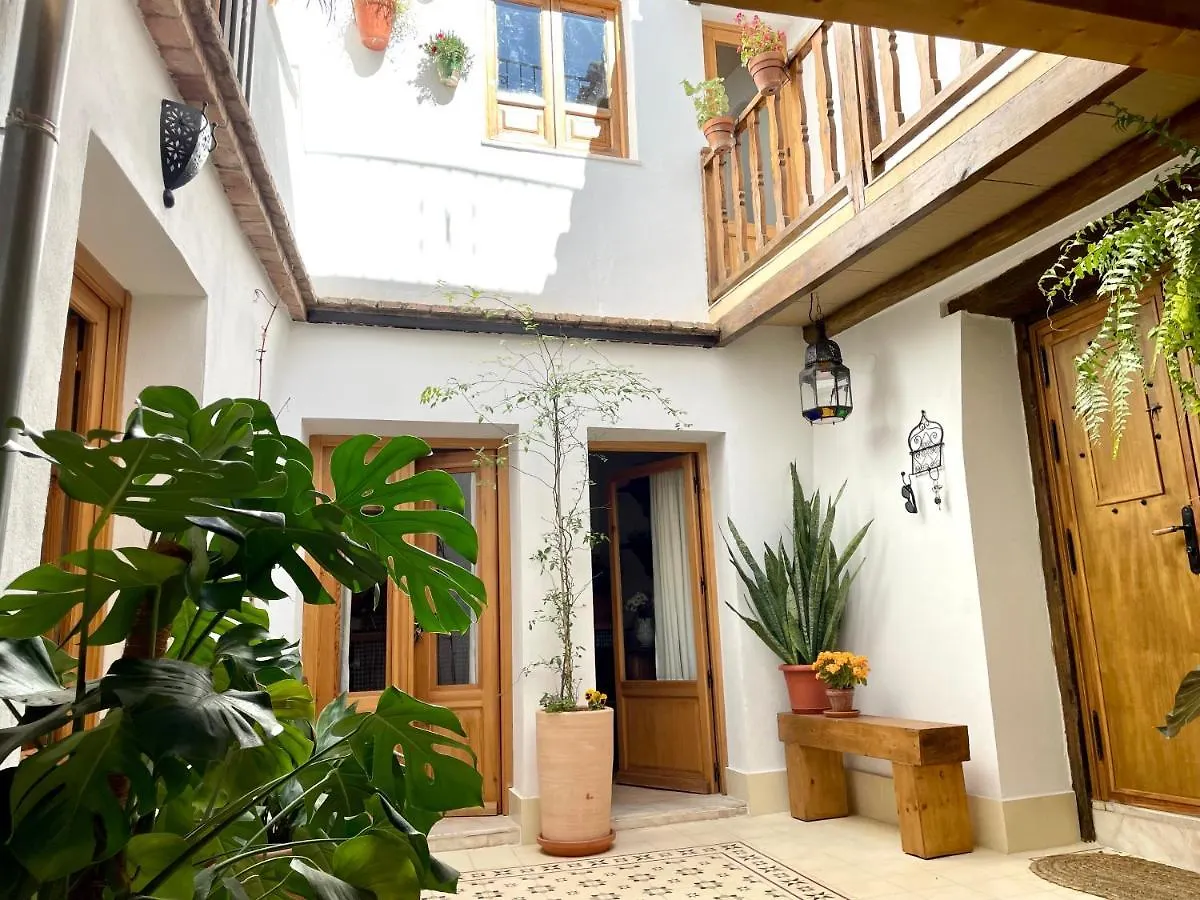 Apartamento En Casa Patio 