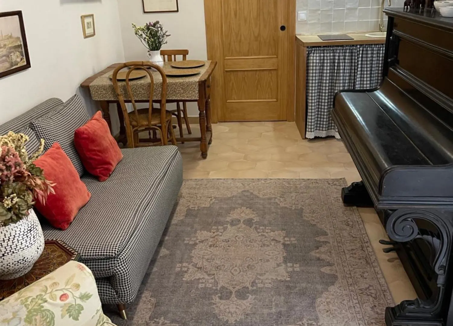 Apartamento En Casa Patio 
